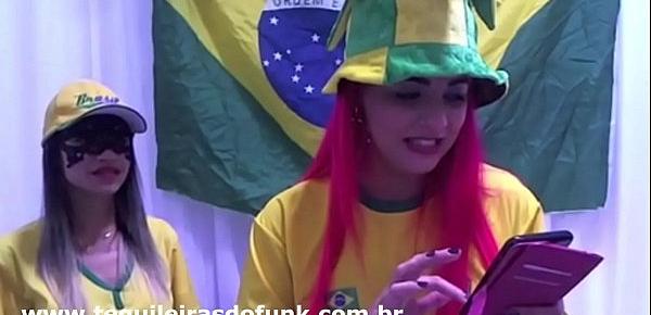  Débora Fantine Live Sexy Com Tequileira Misteriosa Gostosa na Copa